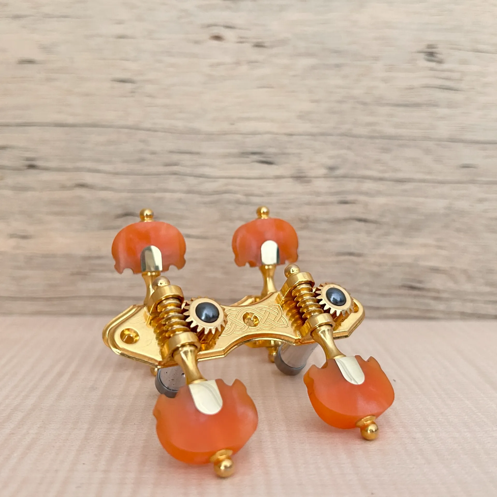 TARRAXA CAVACO M M3LTD PGB SED - E03 - TEN Resina Calcita Laranja