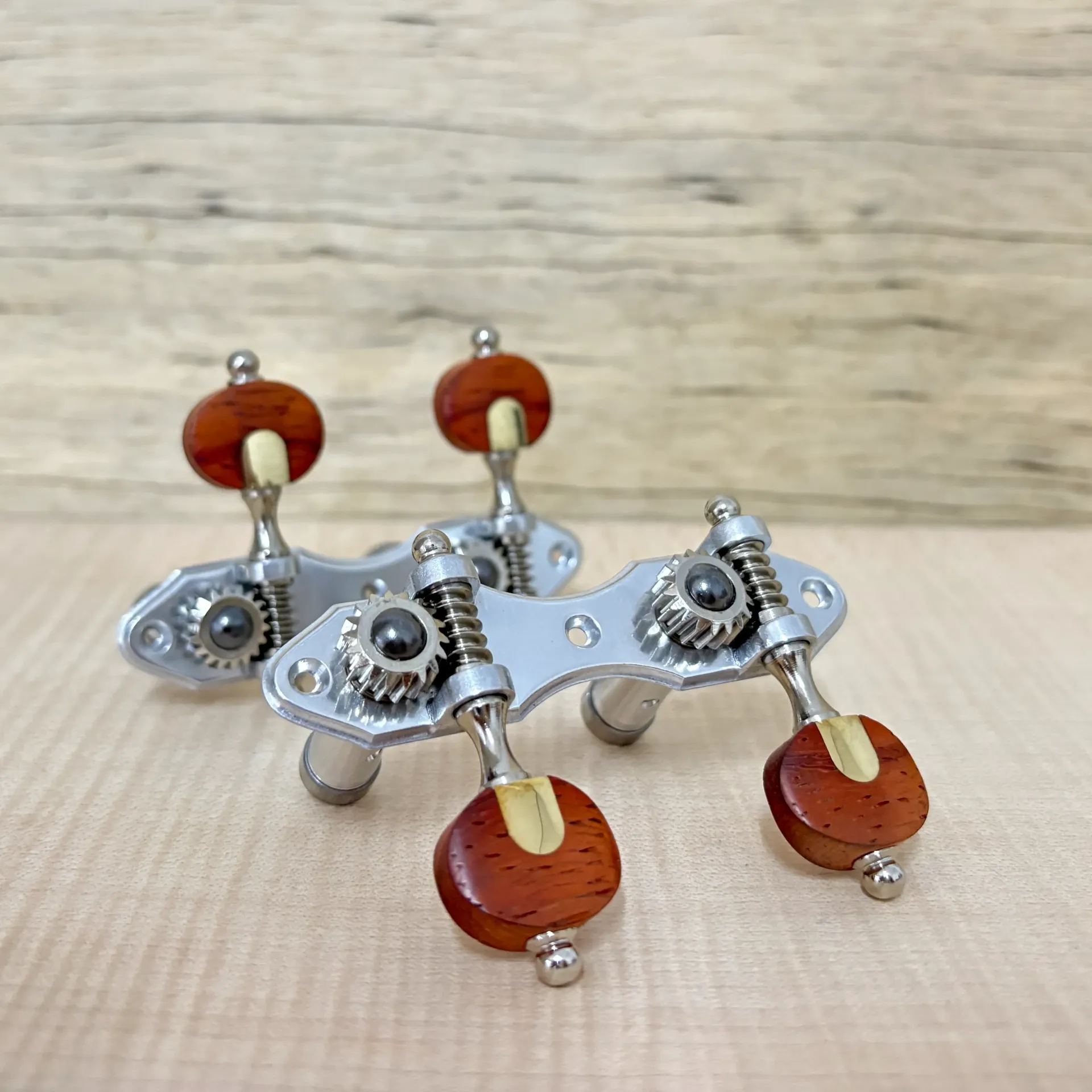 [S0207010107-00] TARRAXA CAVACO S M3ALB PGB SEN - Lisa - STA Padauk