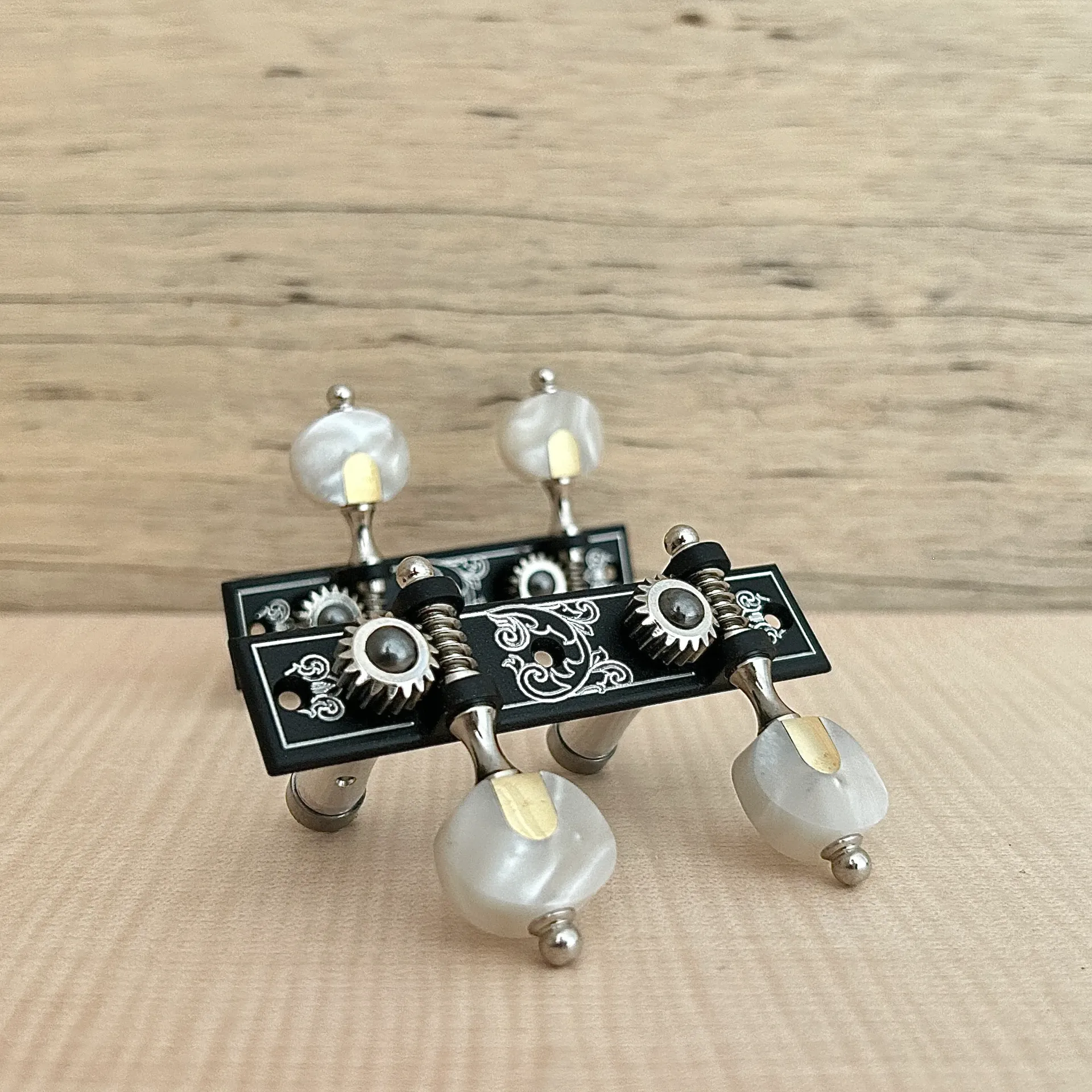 [S0221010116-32] TARRAXA CAVACO S M6ALP PGB SEN - E32 - STA Resina Madrepérola