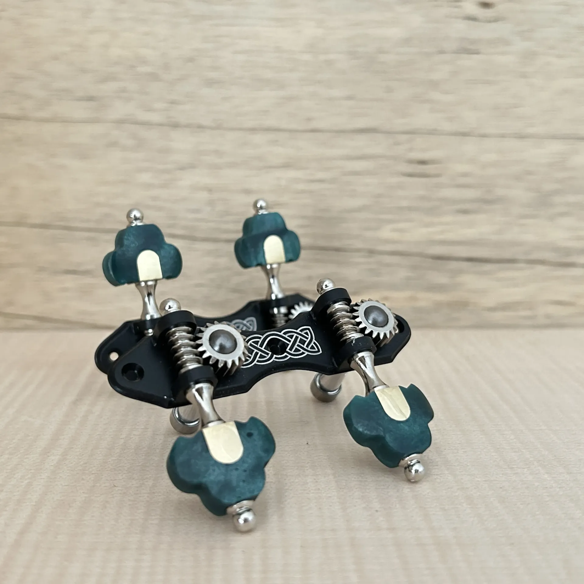 TARRAXA CAVACO S M3ALP PFB SEN - E03 - TRE Resina Jade Verde